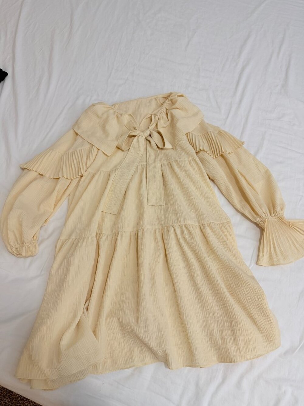 Snidel Cream Babydoll Dress Big Bow Collar Pleated Ruffle Puff Sleeve Rare NWOT